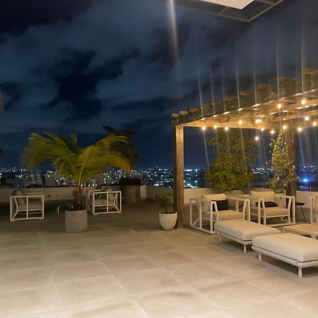 Piantini'S Skylight Apartment Santo Domingo Exterior photo